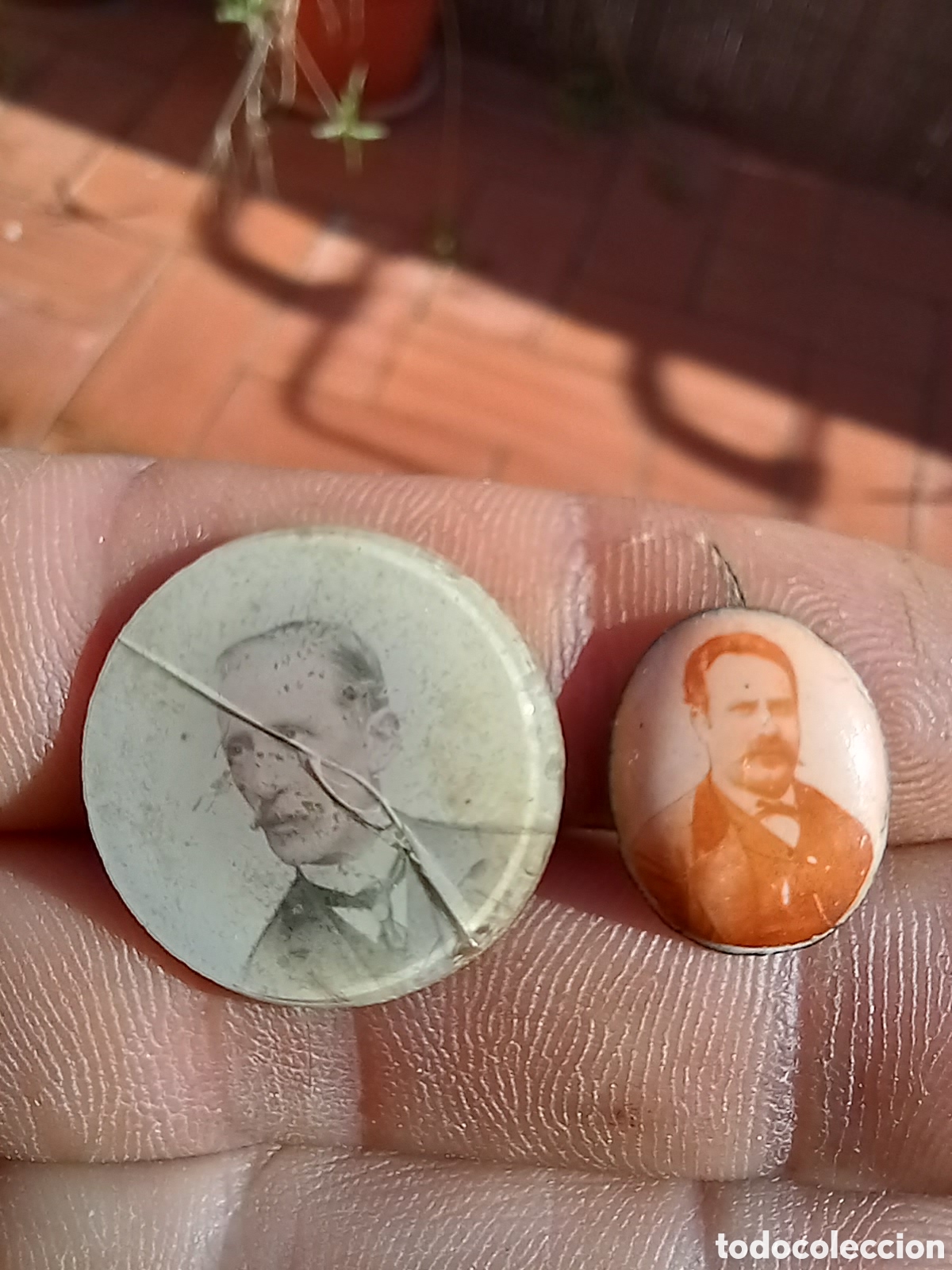 Antig&uuml;edades: DOS ANTIGUAS Y PEQUE&Ntilde;AS FOTOS CREO