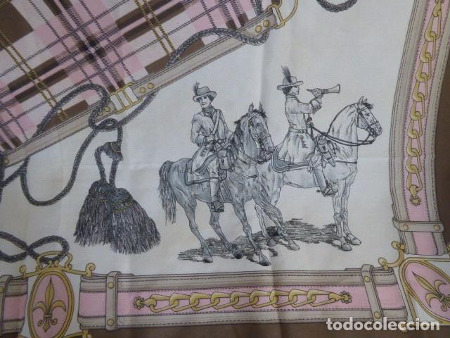 Antig&uuml;edades: Pa&ntilde;uelo Michel Delain - Foto 3