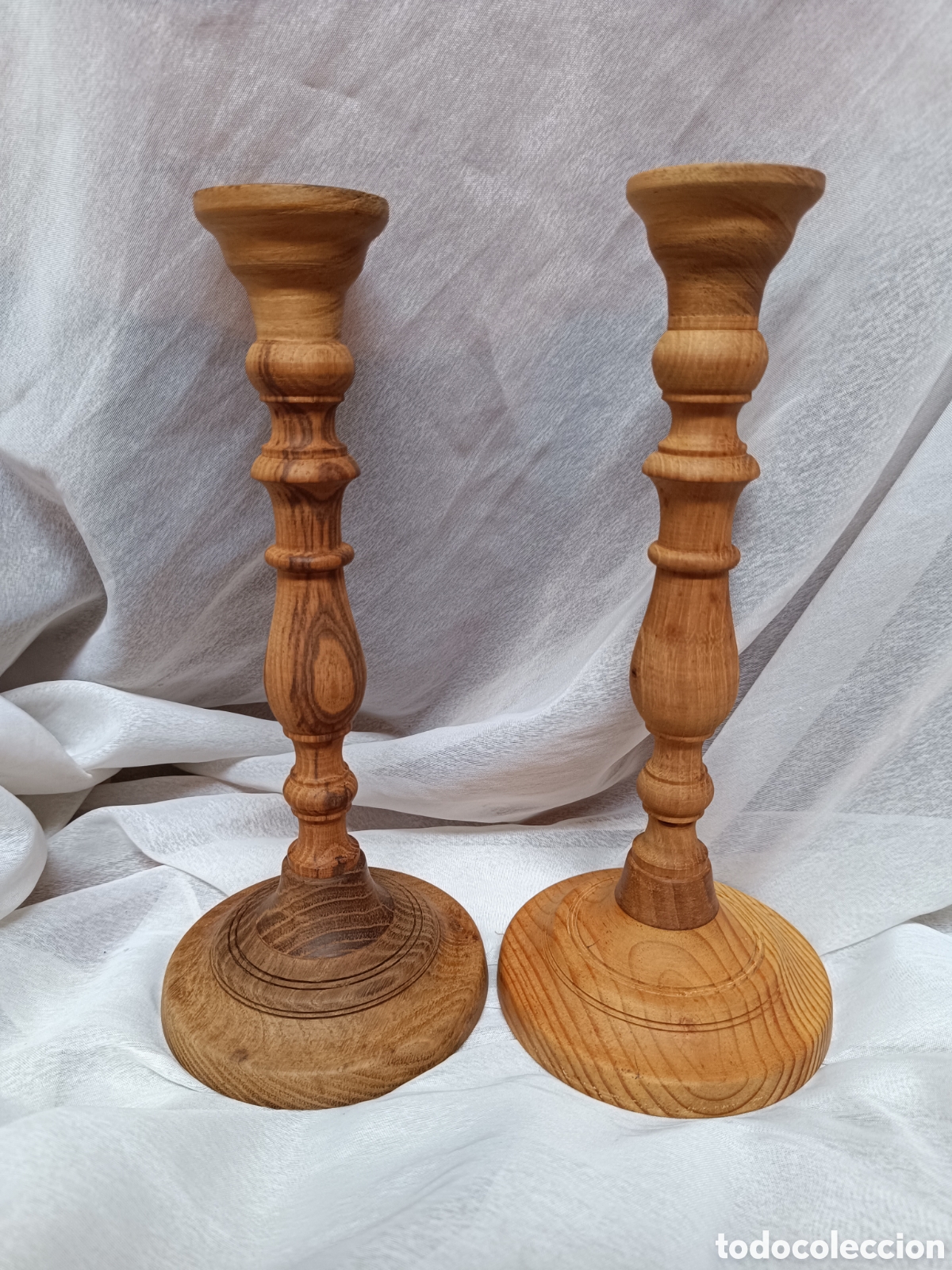 Antig&uuml;edades: Pareja de pie de lampara de madera - Foto 1