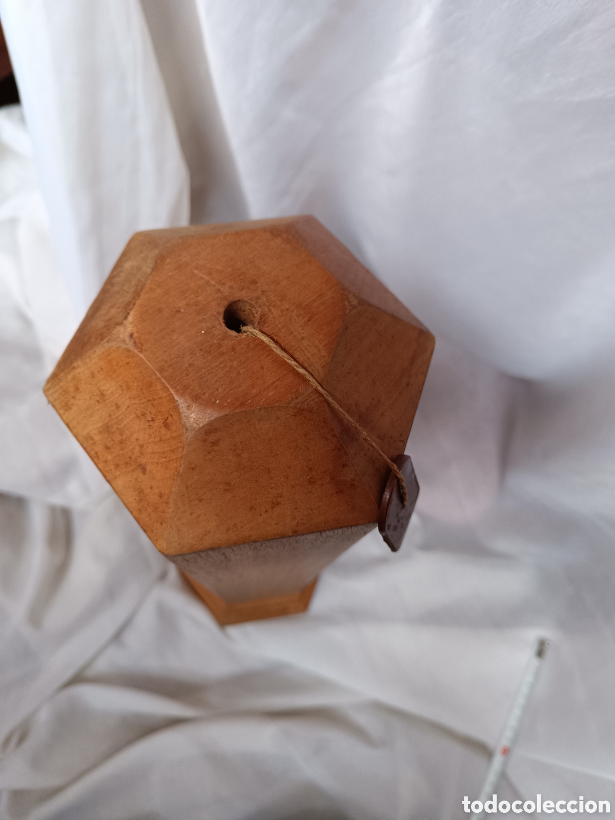 Antig&uuml;edades: Pie de lampara antiguo hexagonal de madera - Foto 8