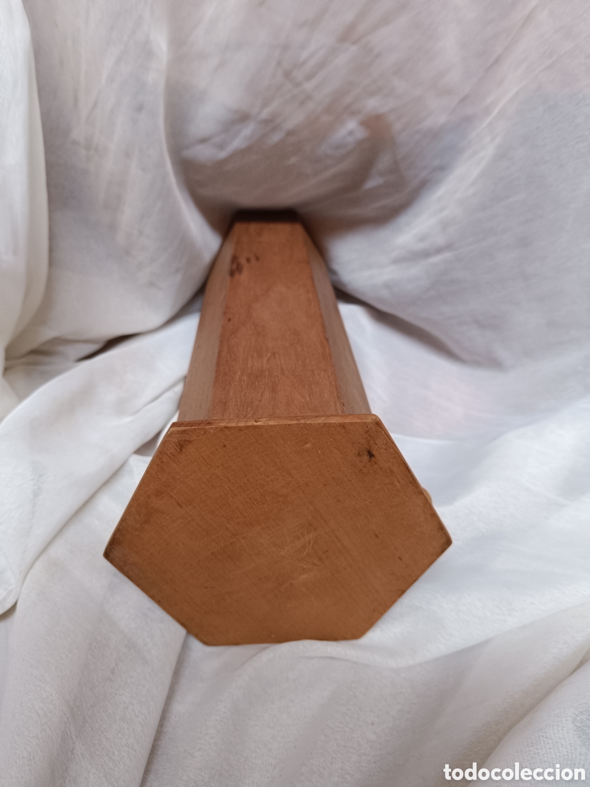 Antig&uuml;edades: Pie de lampara antiguo hexagonal de madera - Foto 9
