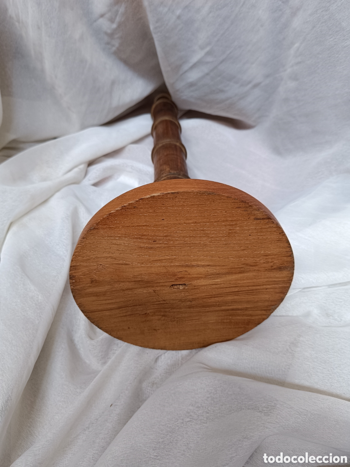 Antig&uuml;edades: Pie de lampara antiguo de madera tallada - Foto 9