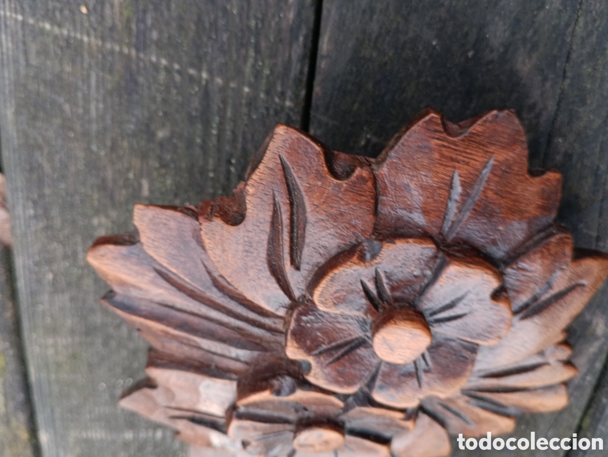 Antig&uuml;edades: Antiguo Remate Flor Madera Restaurar Mueble. - Foto 2
