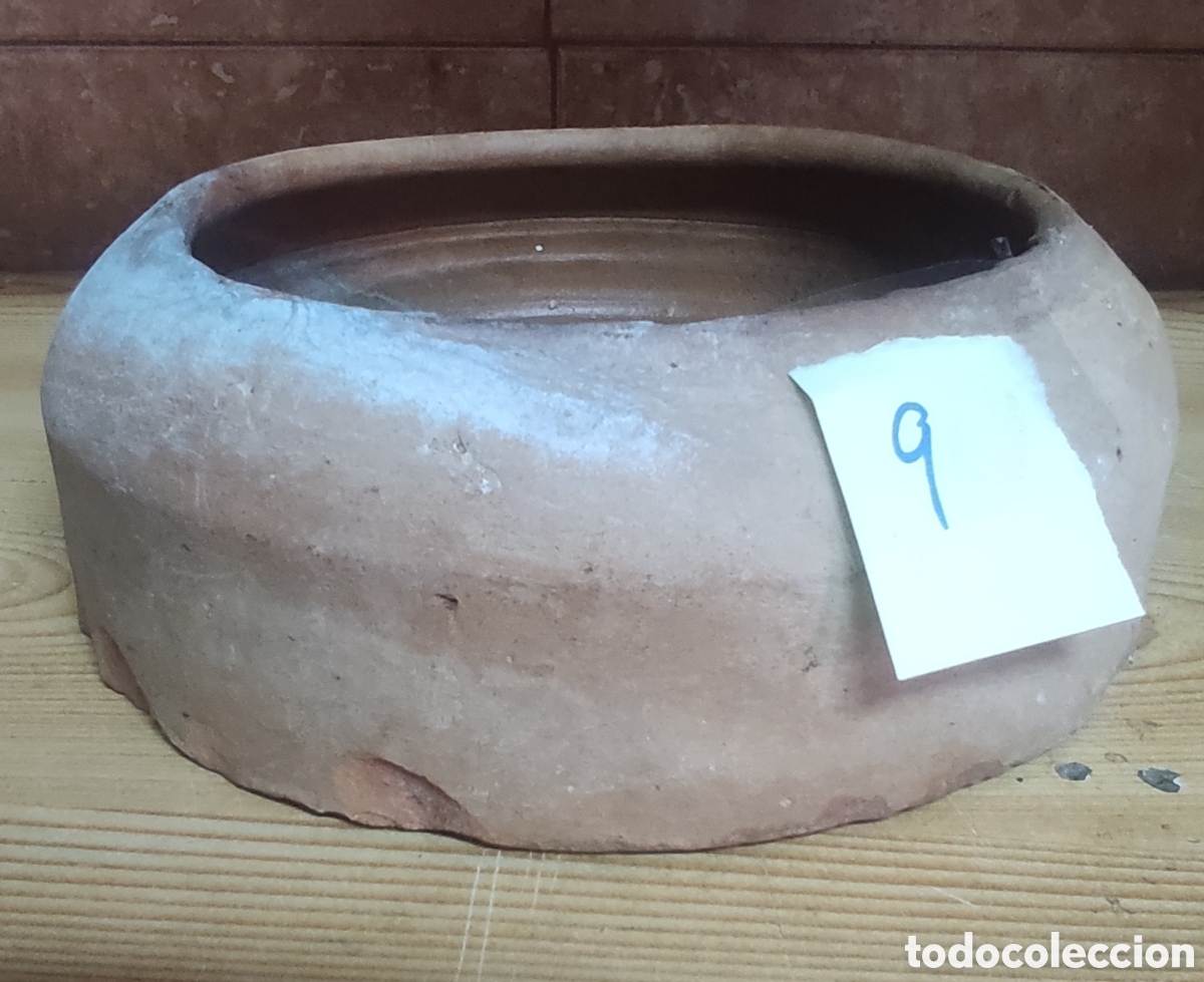 Antig&uuml;edades: BEBEDERO / COMEDERO DE BARRO - Foto 1