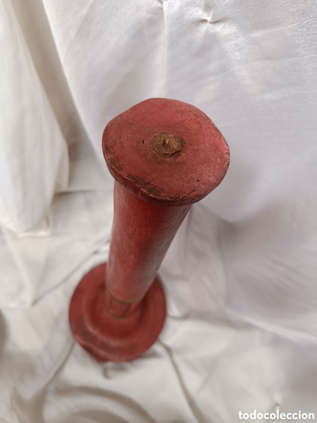 Antig&uuml;edades: Antiguo pie de lampara de madera tallada granate - Foto 4