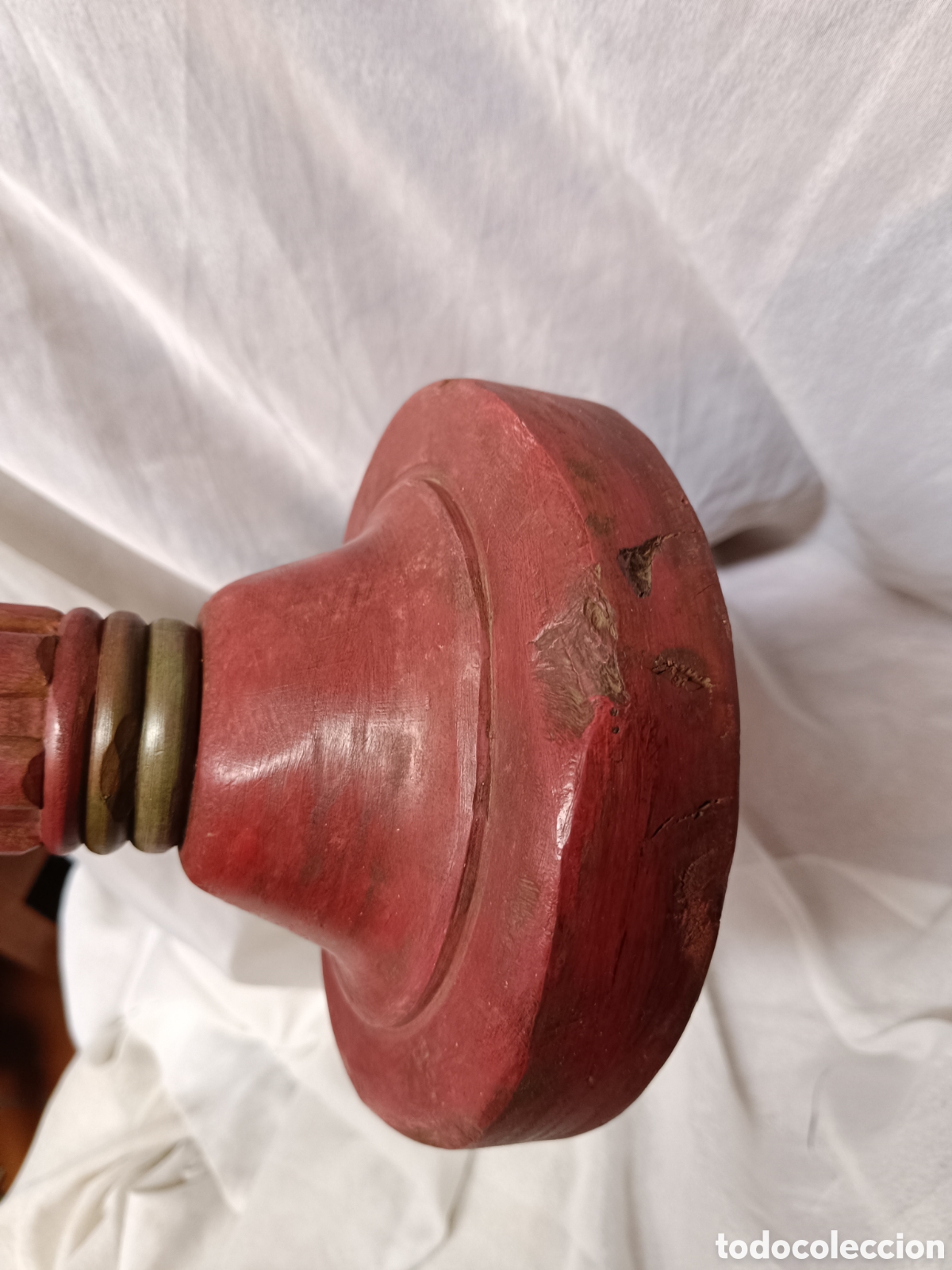 Antig&uuml;edades: Antiguo pie de lampara de madera tallada granate - Foto 6