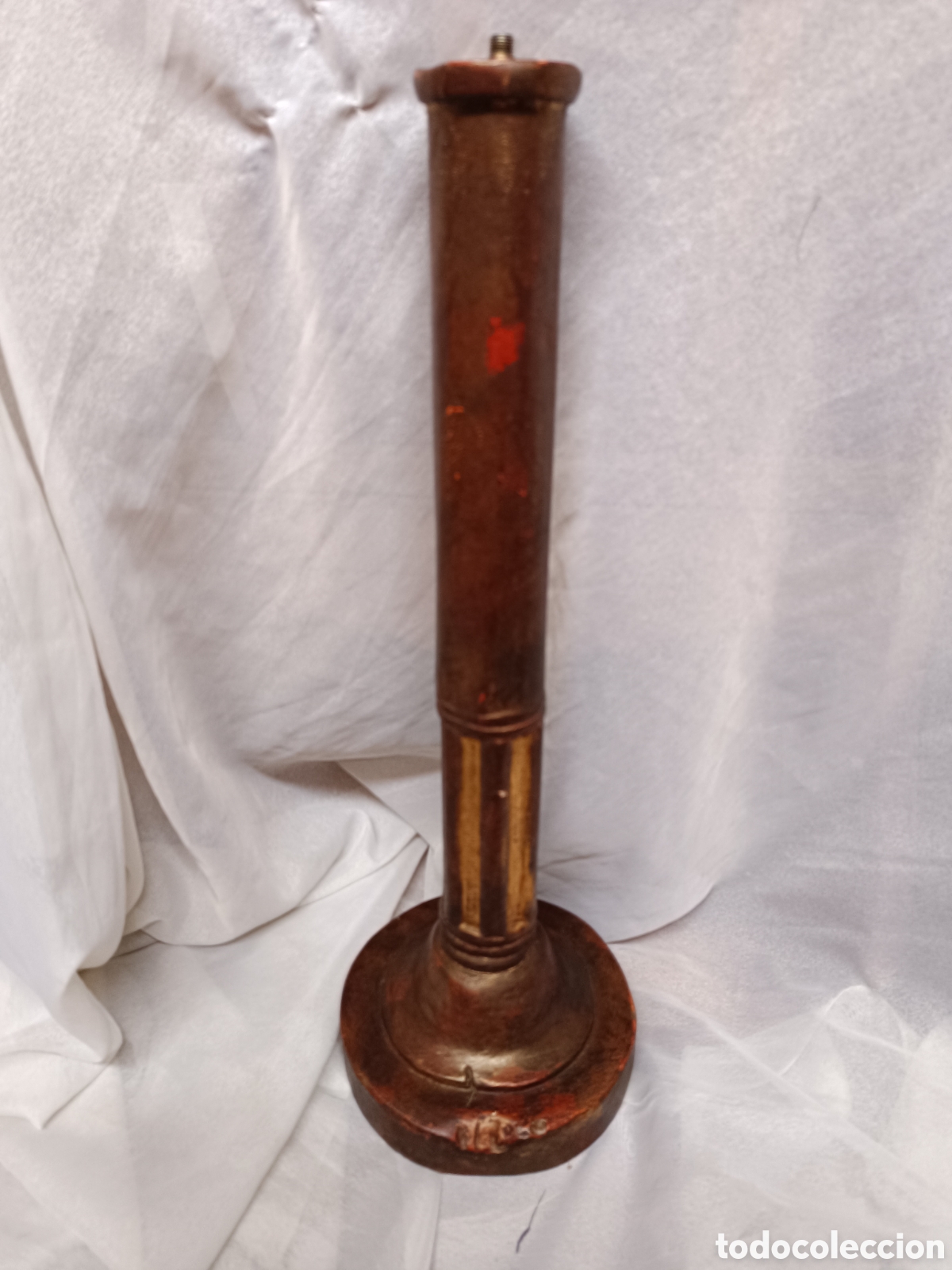 Antig&uuml;edades: Antiguo pie de lampara de madera tallada - Foto 2