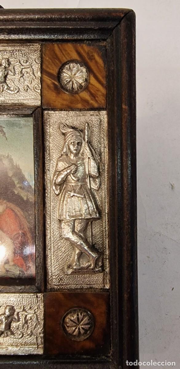 Antig&uuml;edades: Marco con figuras en relieve - Foto 2