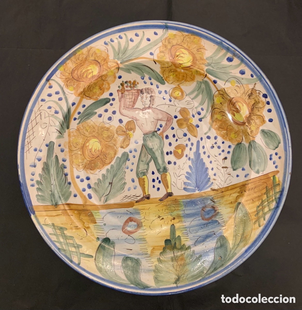 Antig&uuml;edades: Plato de cer&aacute;mica de Manises. - Foto 1