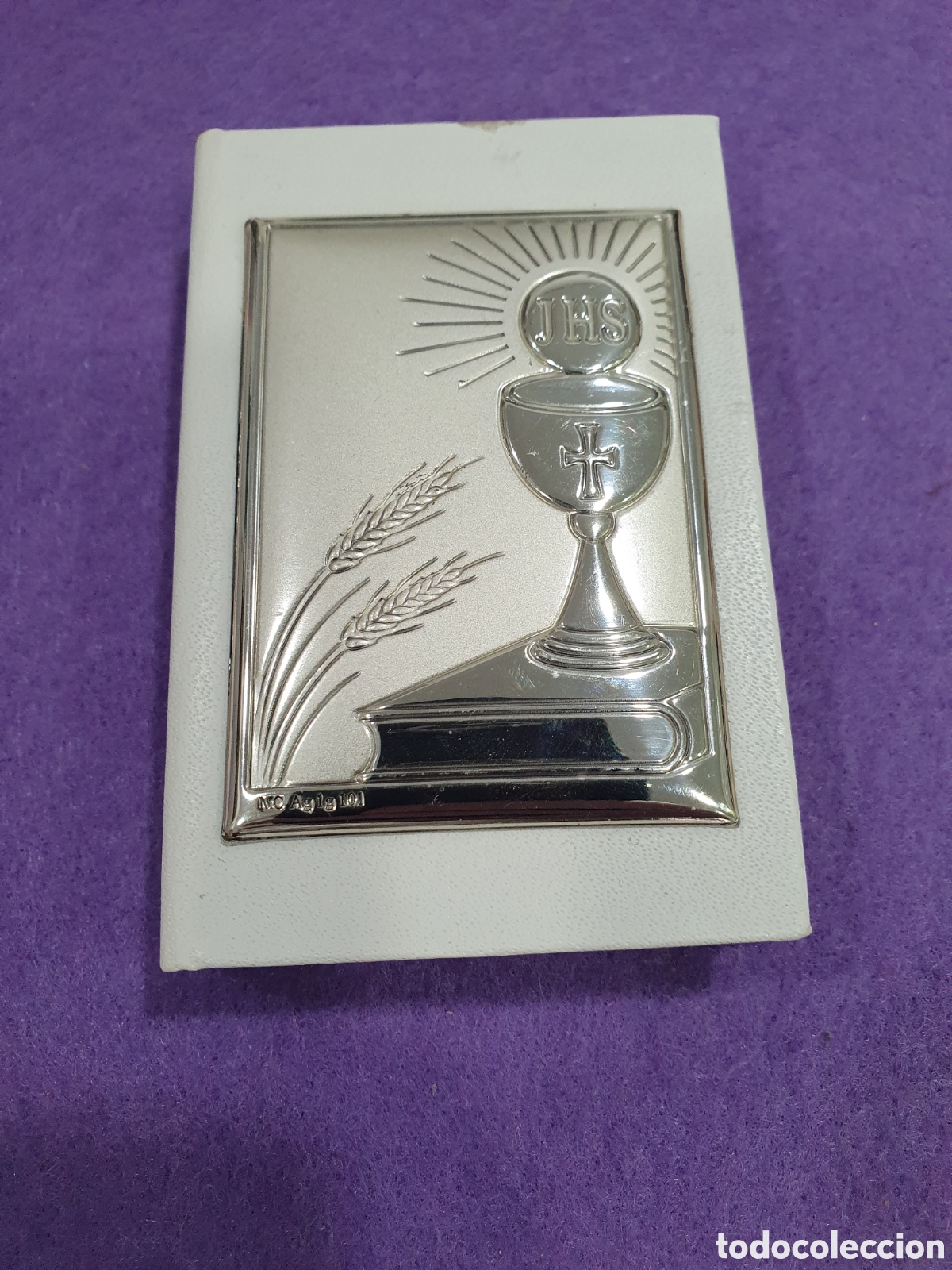 Antig&uuml;edades: Libro con chapa en plata. 1a Comuni&oacute;n. (L12) - Foto 1