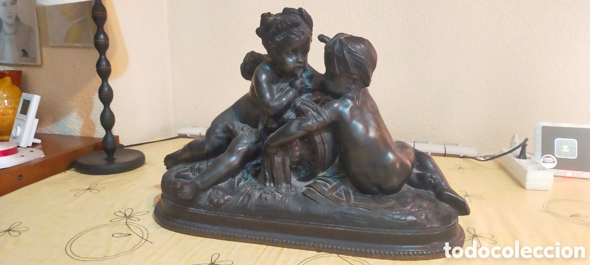 Antig&uuml;edades: Escultura de bronce ni&ntilde;os - Foto 2