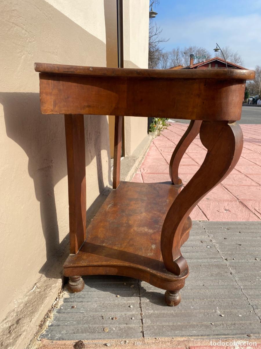 Antig&uuml;edades: CONSOLA ISABELINA DE NOGAL - Foto 3