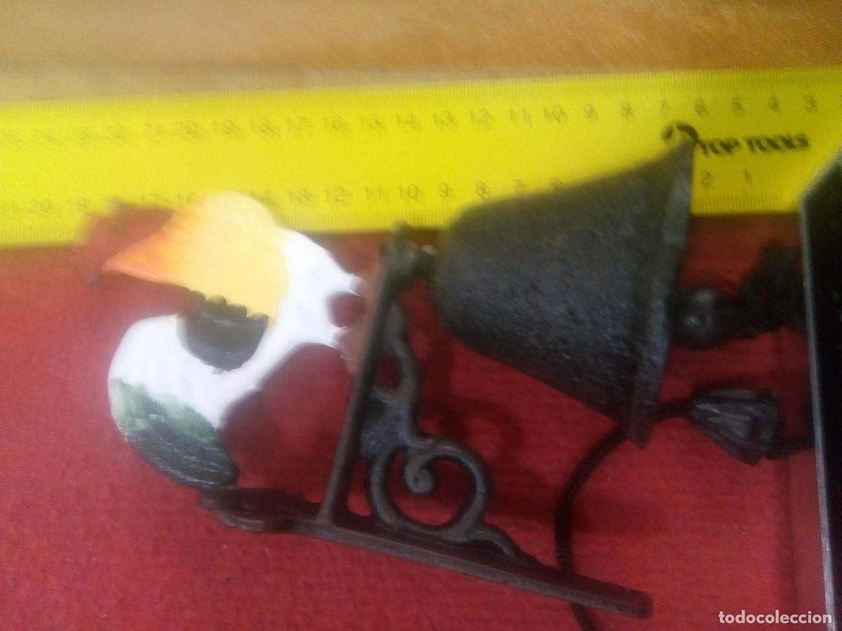 Antig&uuml;edades: CAMPANA FORJA GALLO PARED - Foto 5