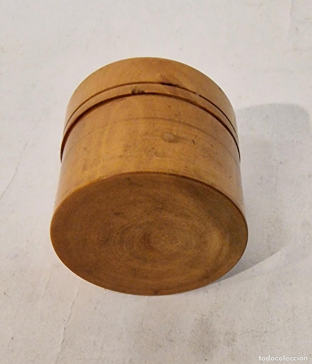 Antig&uuml;edades: Caja circular de Graveur Stern en madera - Foto 3