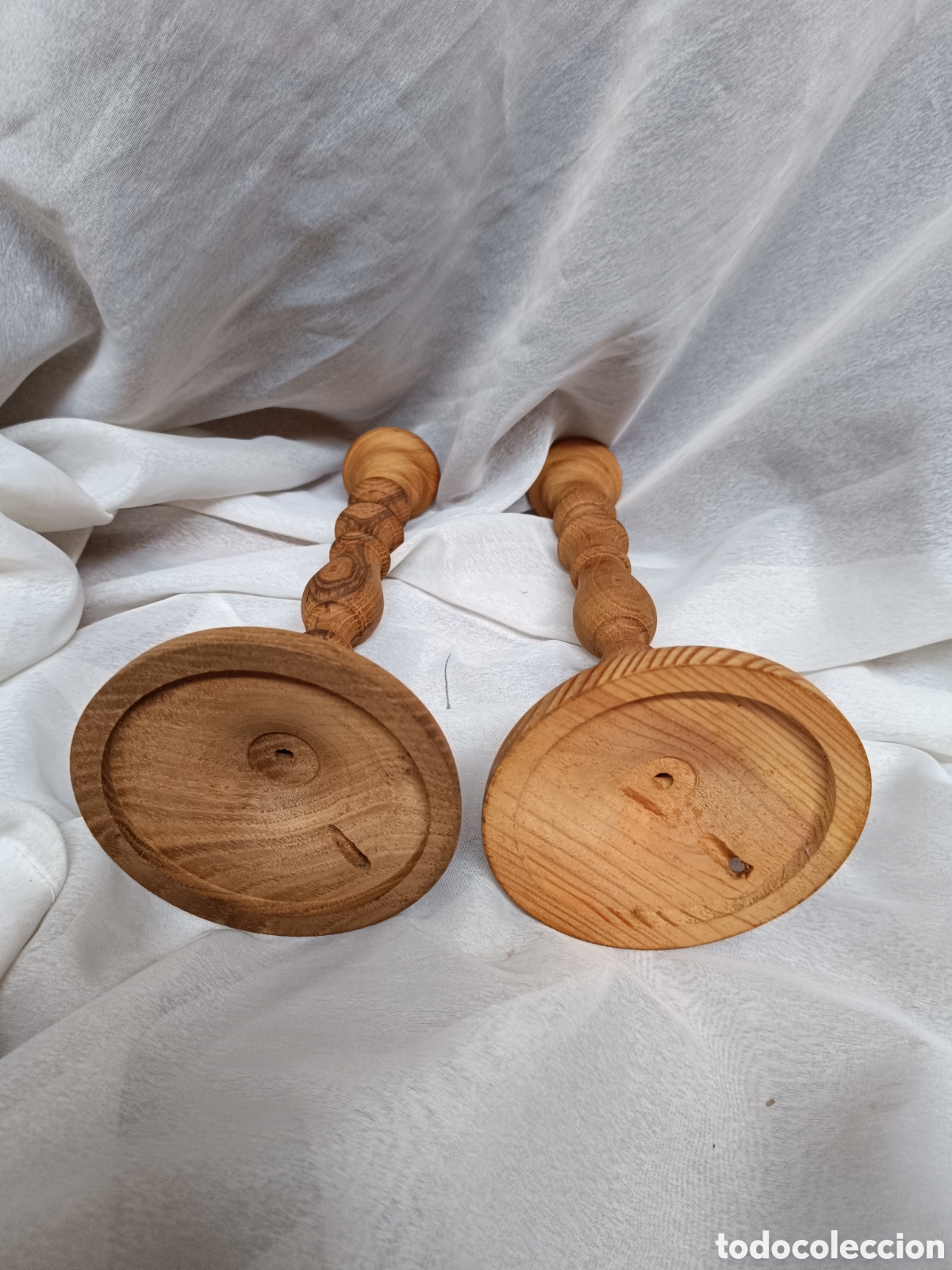 Antig&uuml;edades: Pareja de pie de lampara de madera - Foto 4