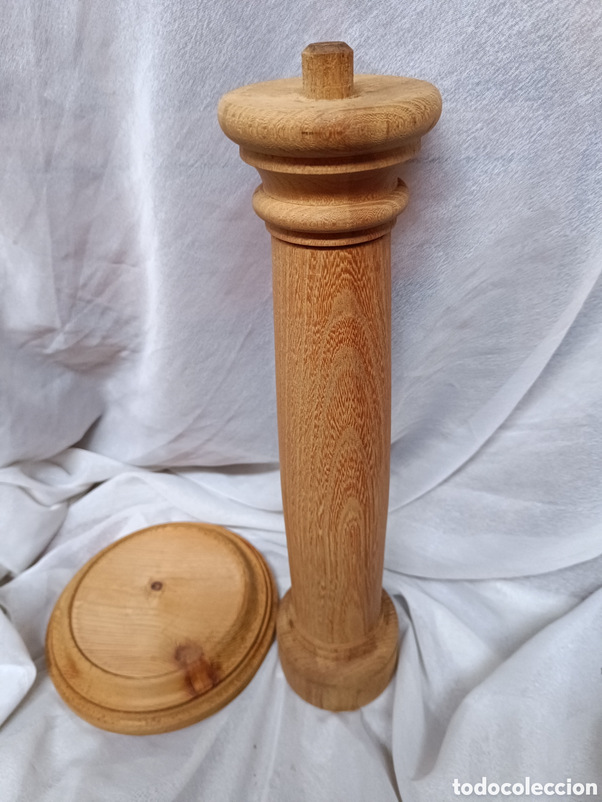 Antig&uuml;edades: Pie de lampara de madera - Foto 3