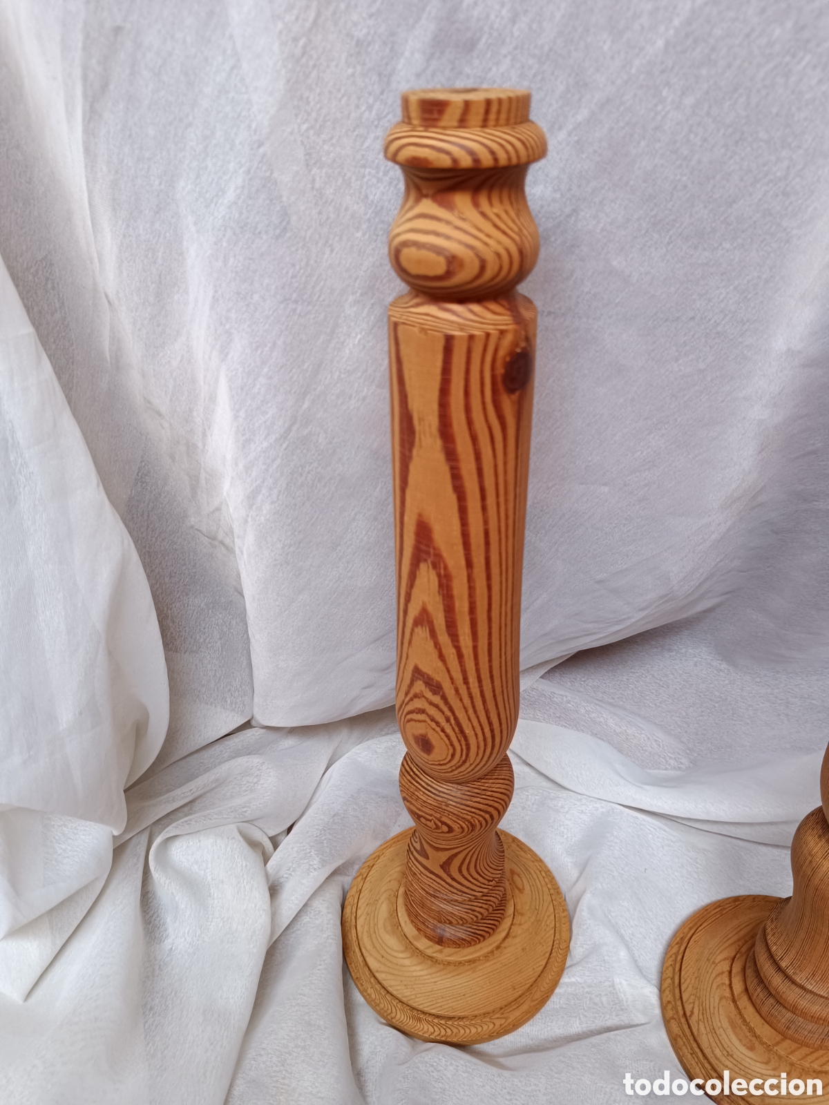 Antig&uuml;edades: Pareja pie de lampara madera de pino - Foto 5