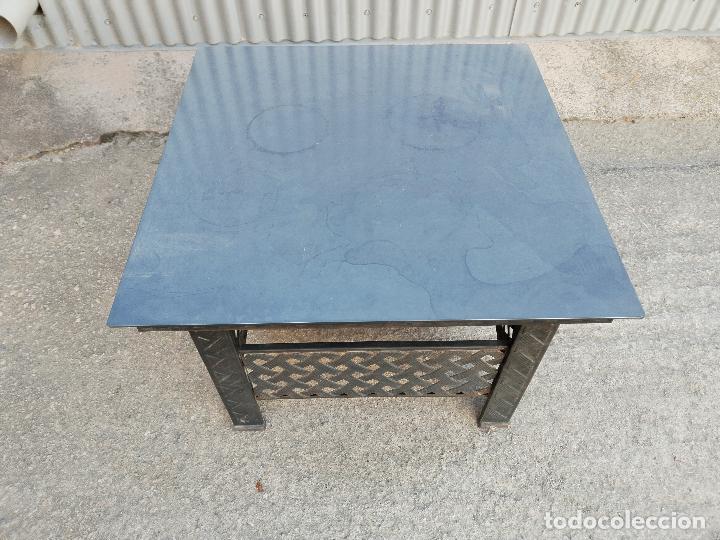Antig&uuml;edades: mesa baja metalica - Foto 2