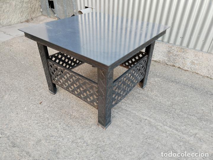 Antig&uuml;edades: mesa baja metalica - Foto 4