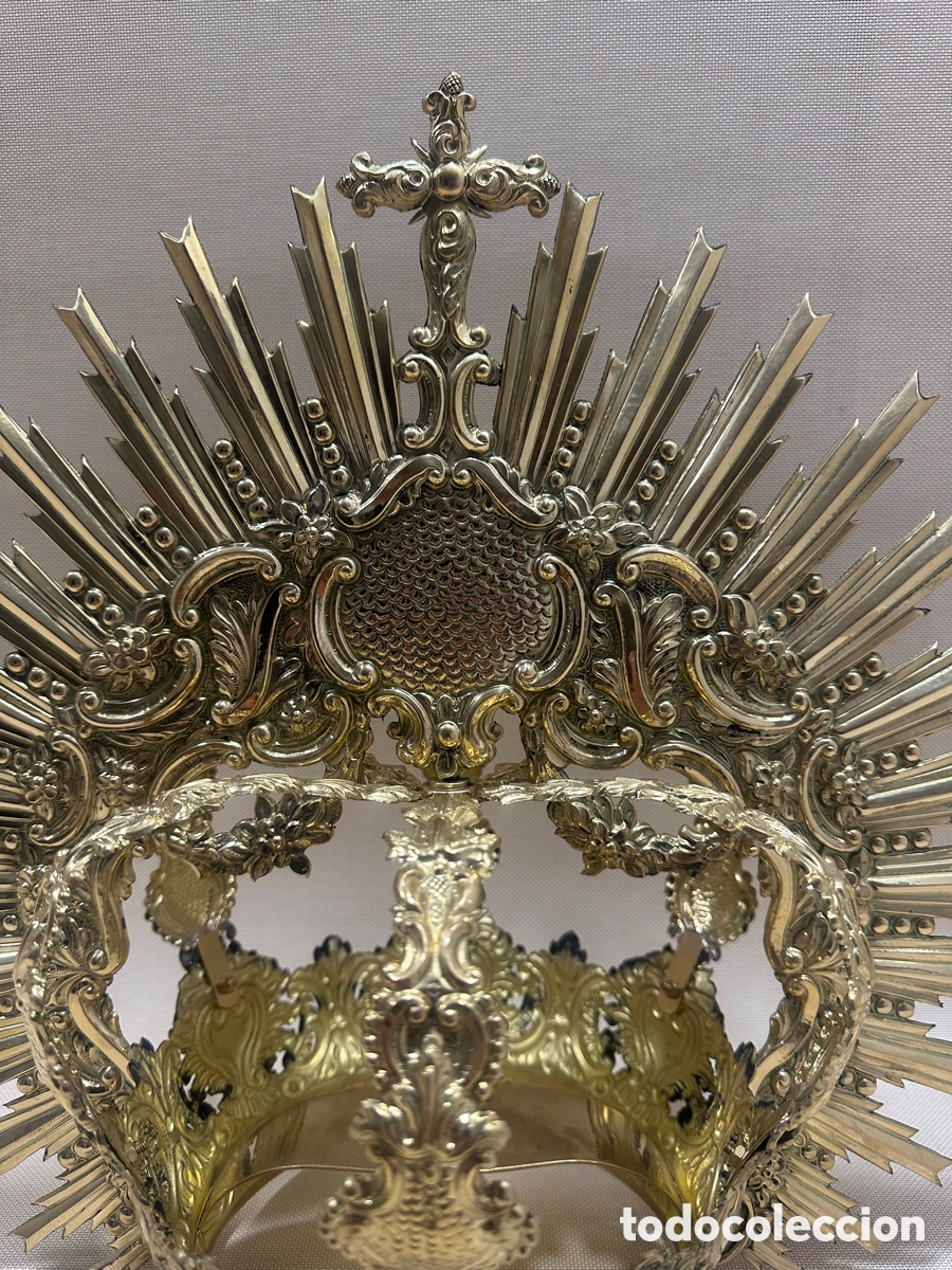 Antig&uuml;edades: Corona - Foto 2