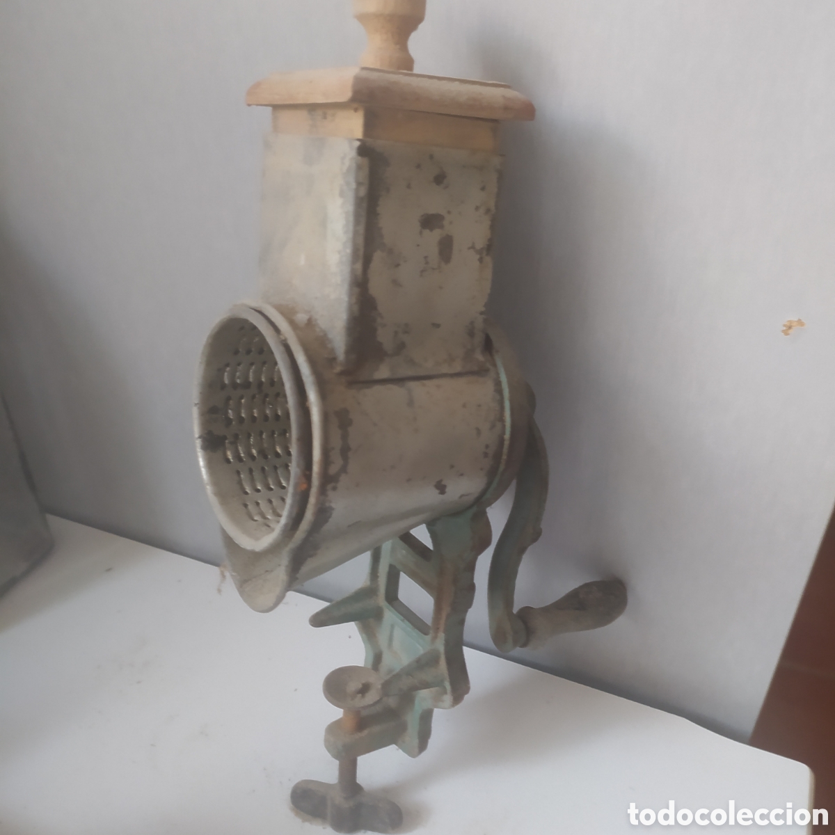 Antig&uuml;edades: ANTIGUO Molinillo - Foto 2