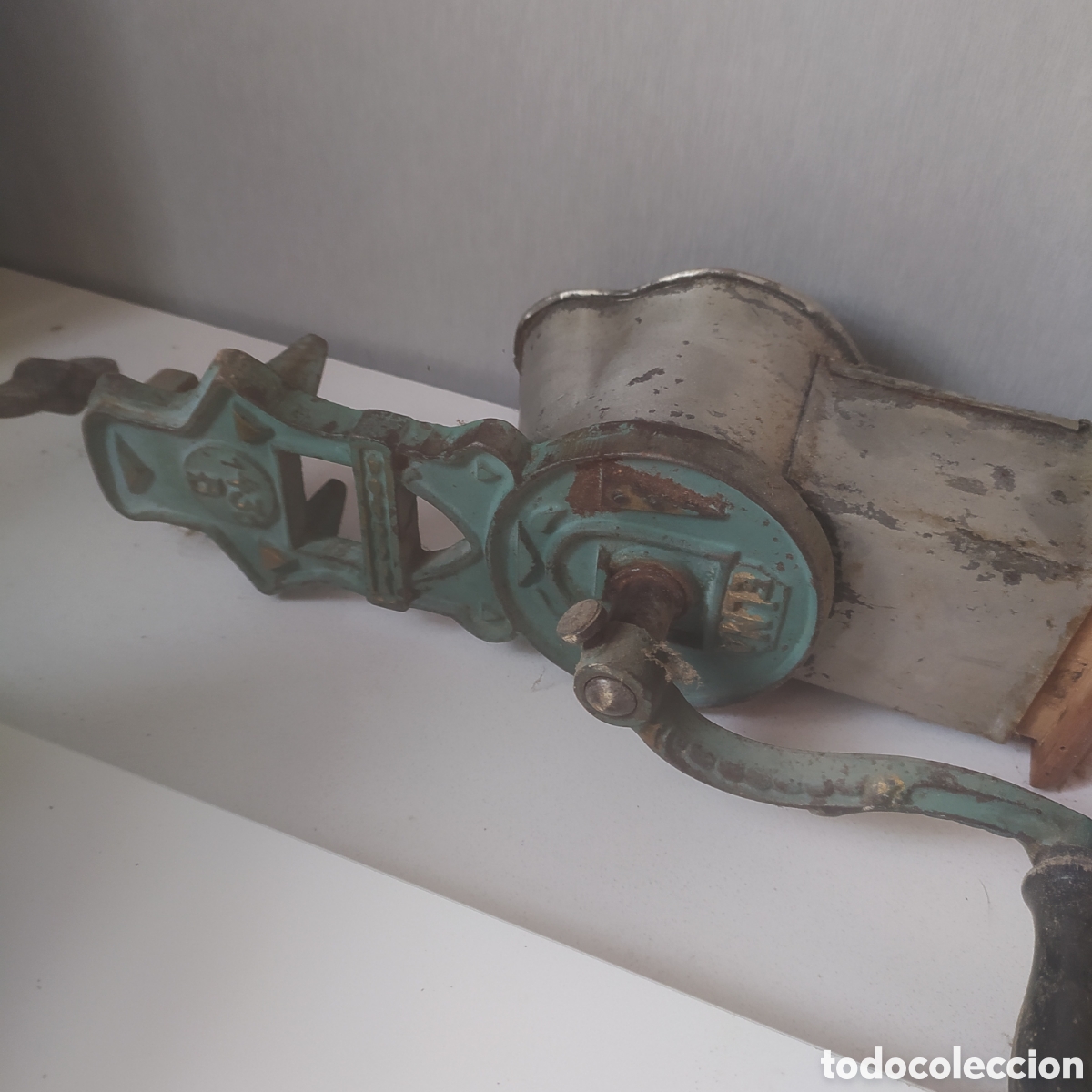 Antig&uuml;edades: ANTIGUO Molinillo - Foto 3