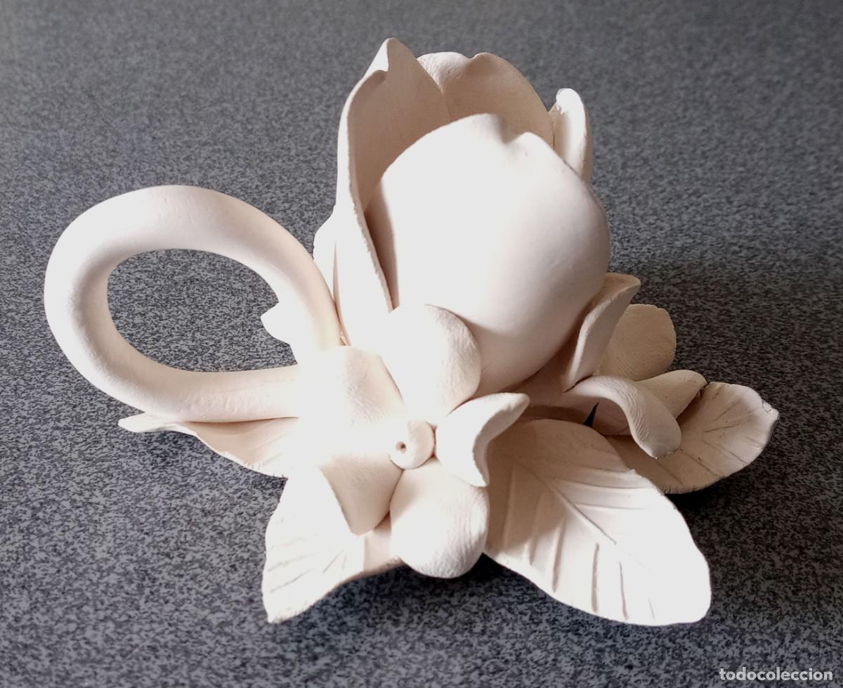 Antig&uuml;edades: Portavelas flor barro - Foto 1