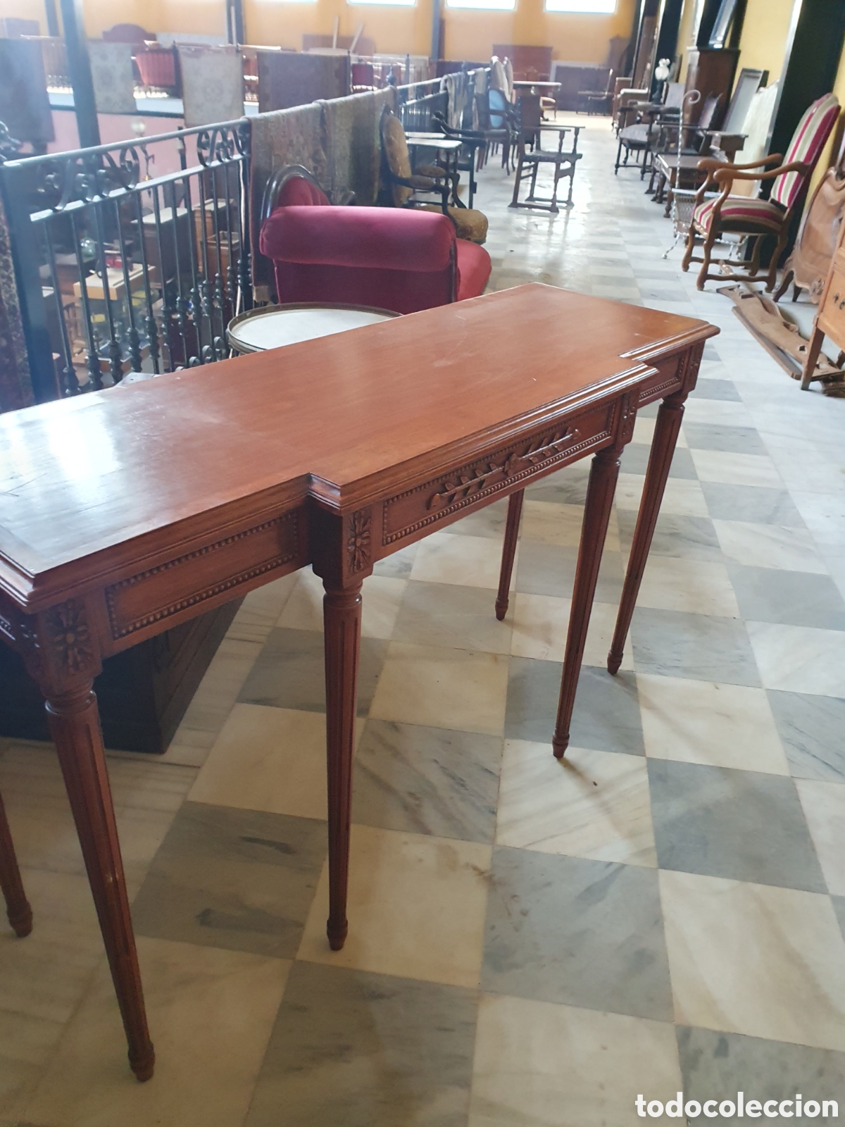 Antig&uuml;edades: Consola - Foto 1