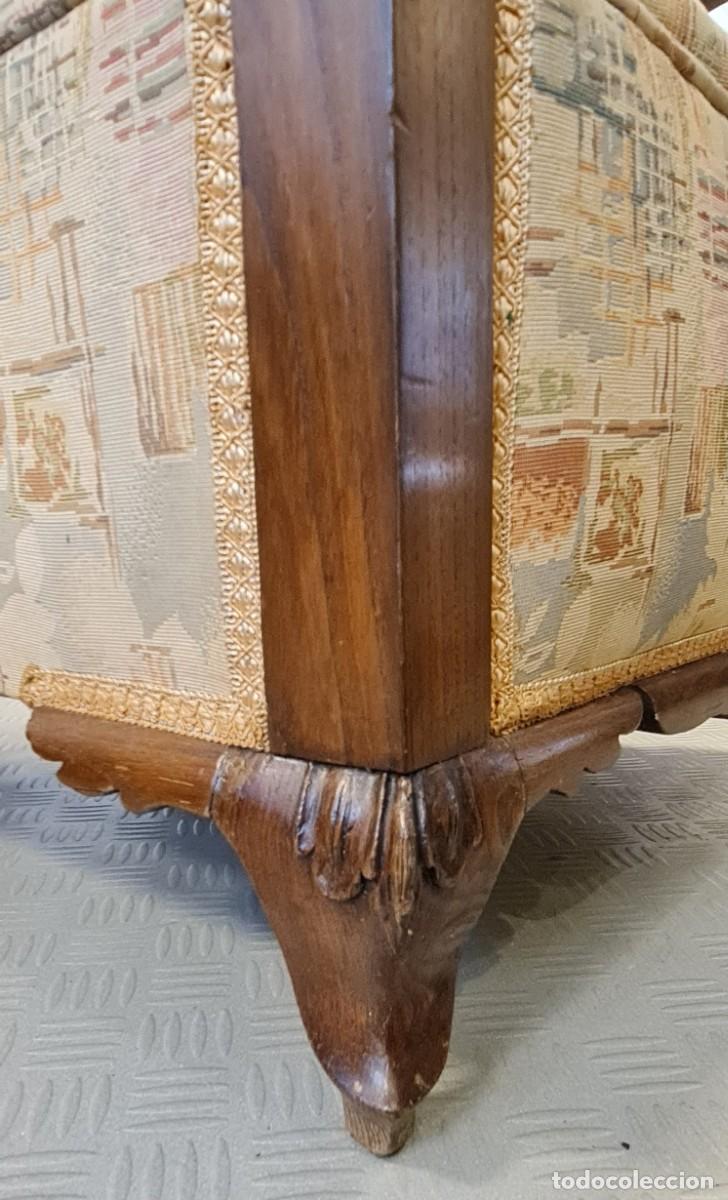 Antig&uuml;edades: Butaca descalzadora de casta&ntilde;o - Foto 7