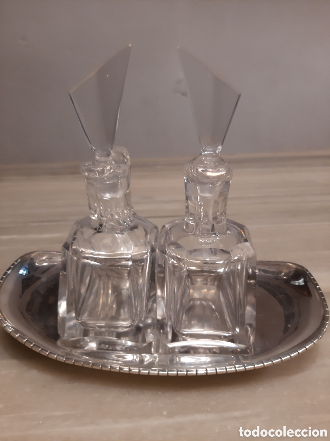 Antig&uuml;edades: Antigua vinajera de plata - Foto 2