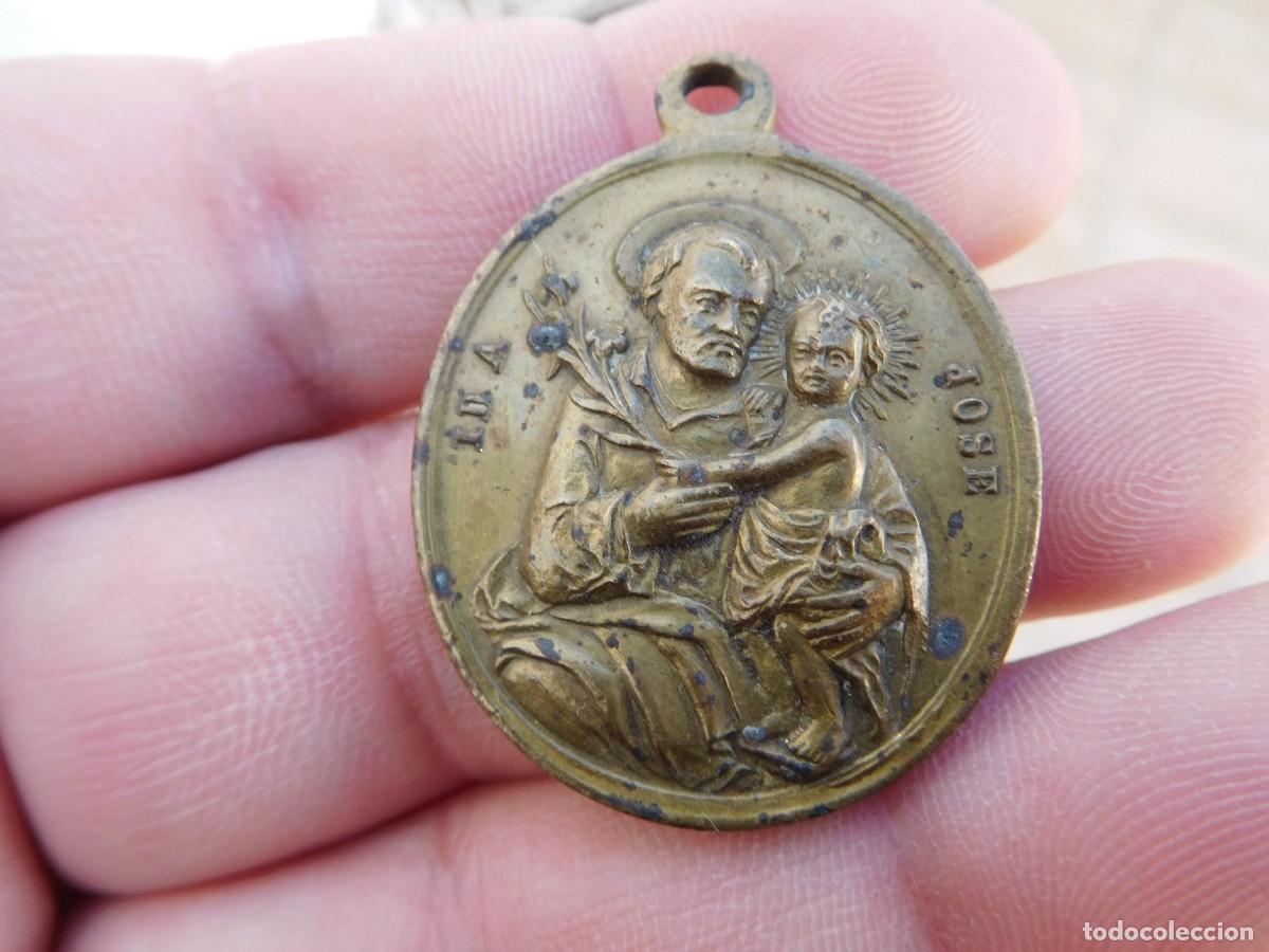 Antig&uuml;edades: Medalla antigua de San Jos&eacute; - Foto 1