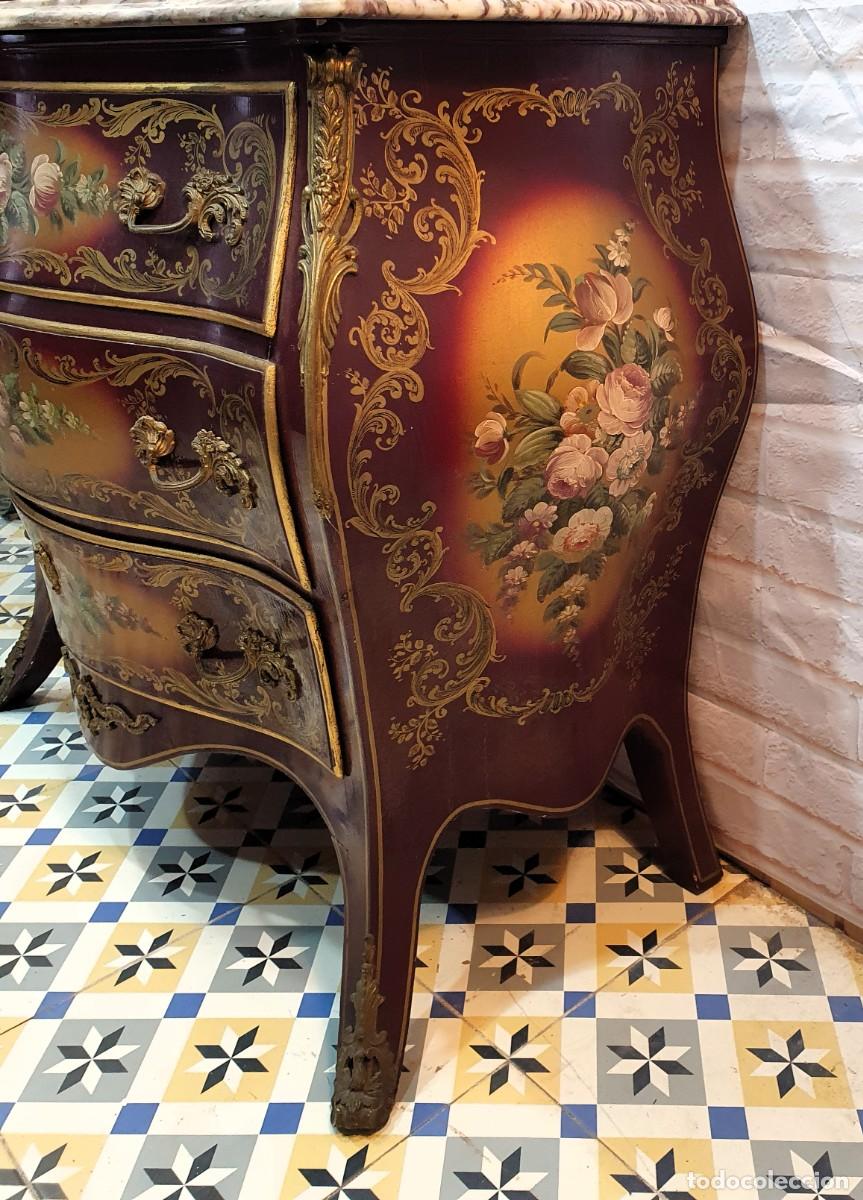 Antig&uuml;edades: C&oacute;moda bomb&eacute; pintada a mano - Foto 6
