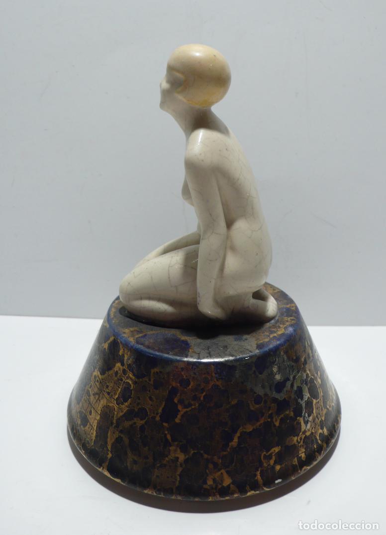 Antig&uuml;edades: FIGURA DE MUJER DE CERAMICA - Foto 3