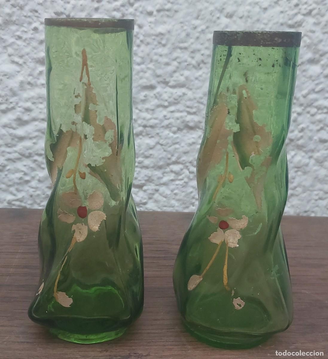 Antig&uuml;edades: PEQUE&Ntilde;OS JARRONES MODERNISTAS CRISTAL VERDE - Foto 2