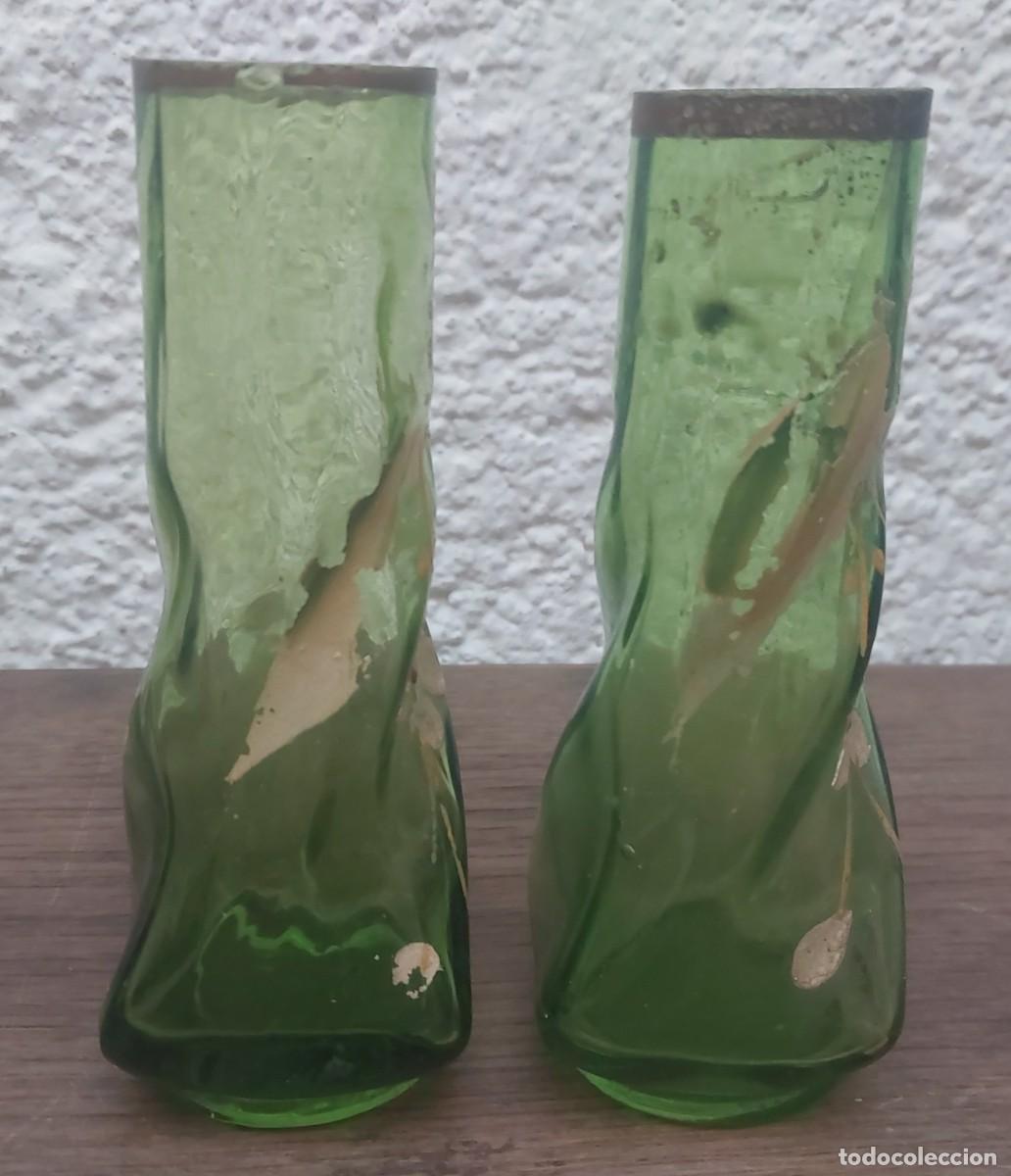 Antig&uuml;edades: PEQUE&Ntilde;OS JARRONES MODERNISTAS CRISTAL VERDE - Foto 4
