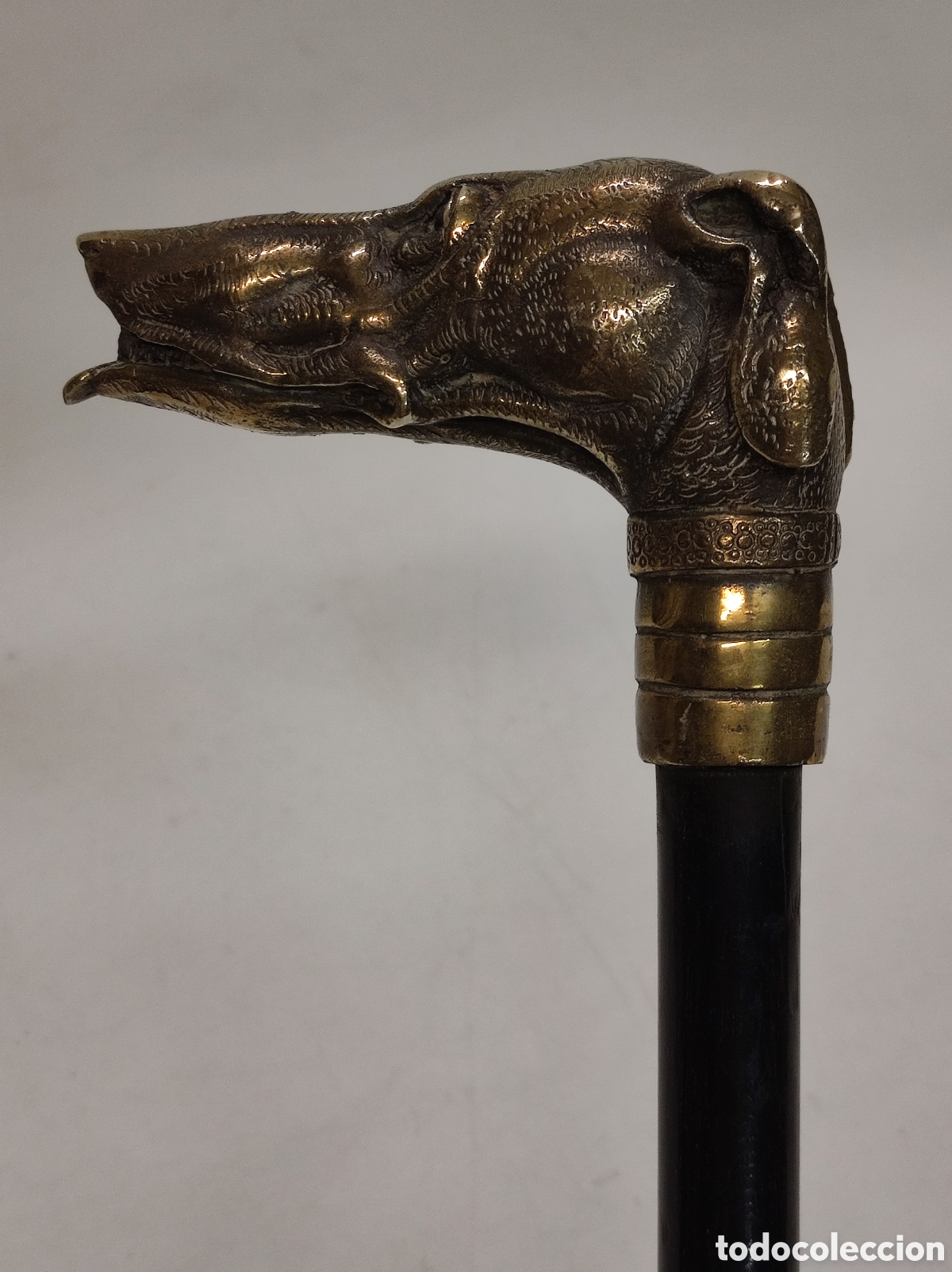 Antig&uuml;edades: Bast&oacute;n perro galgo bronce - Foto 2
