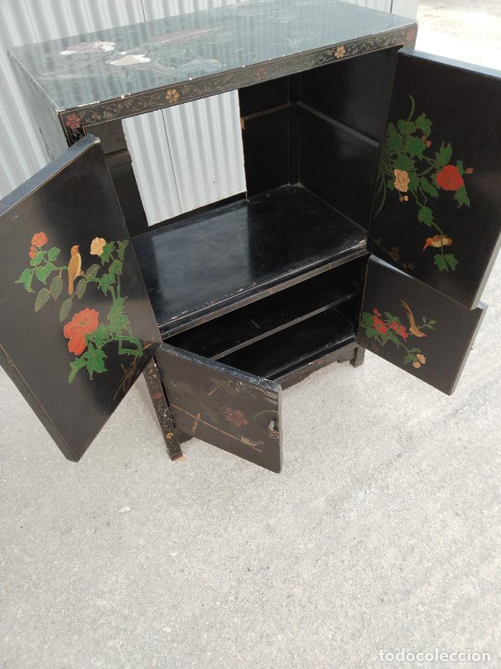 Antig&uuml;edades: mueble chino auxiliar - Foto 5