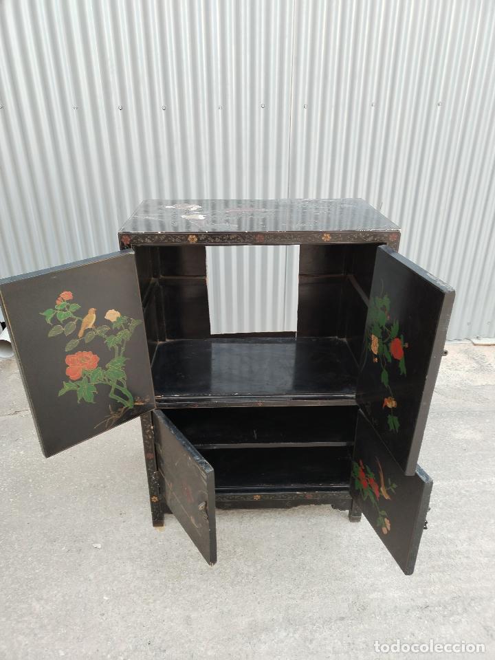 Antig&uuml;edades: mueble chino auxiliar - Foto 6