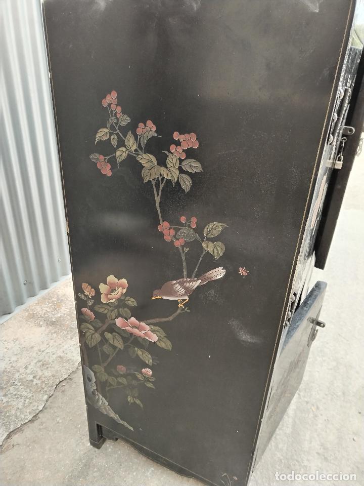 Antig&uuml;edades: mueble chino auxiliar - Foto 9