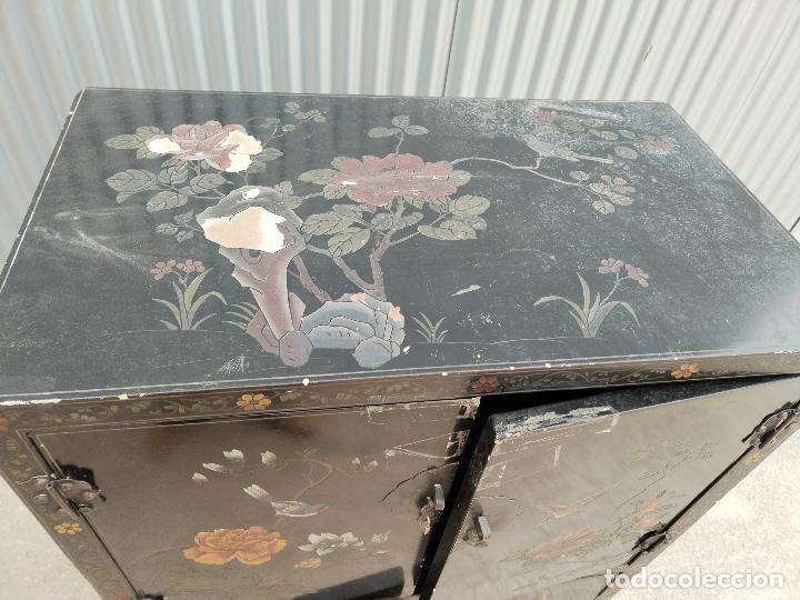 Antig&uuml;edades: mueble chino auxiliar - Foto 10