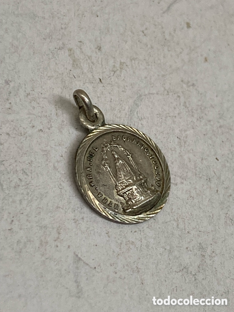 Antig&uuml;edades: Medalla de plata religiosa C139 - Foto 1