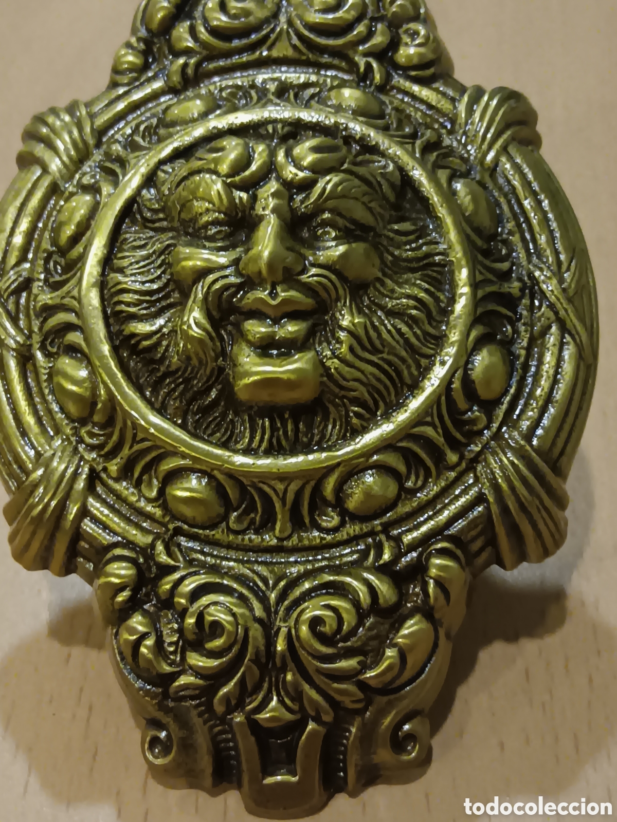 Antig&uuml;edades: Pomo tirador de bronce - Foto 2