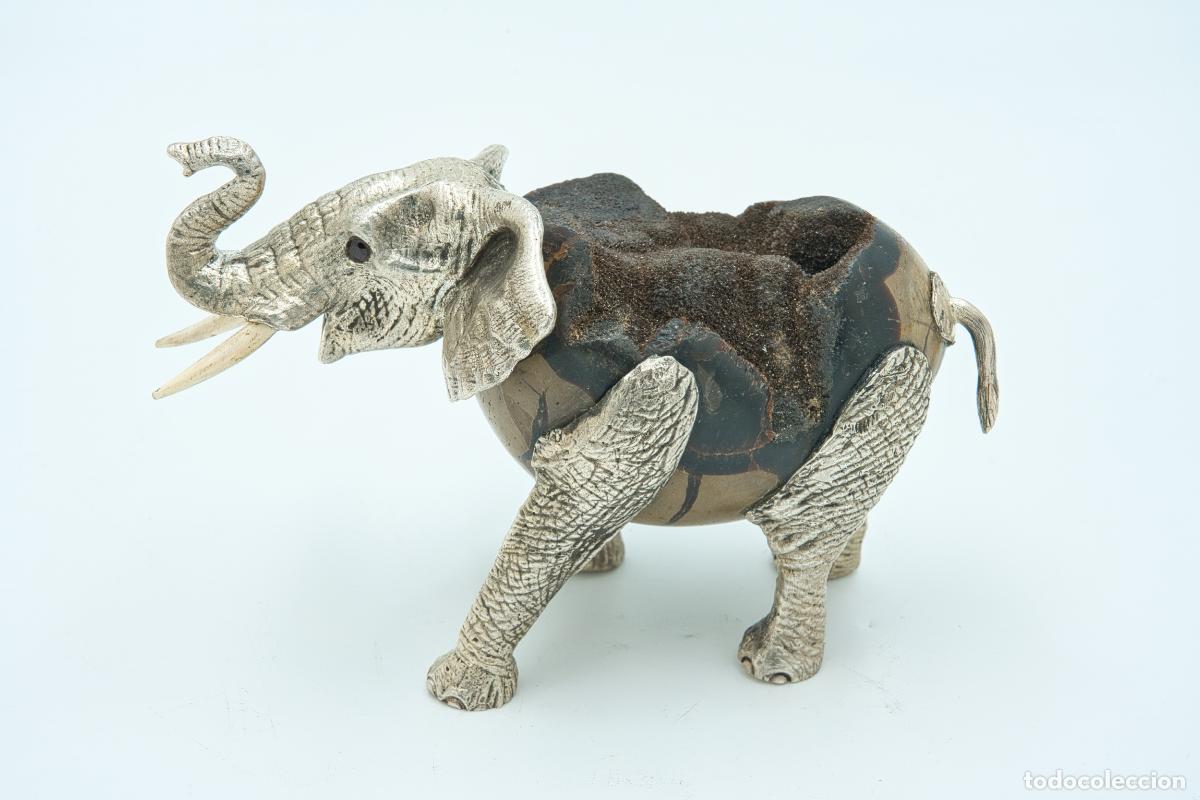 Antig&uuml;edades: Elefante de Piedra Plateada - Foto 3