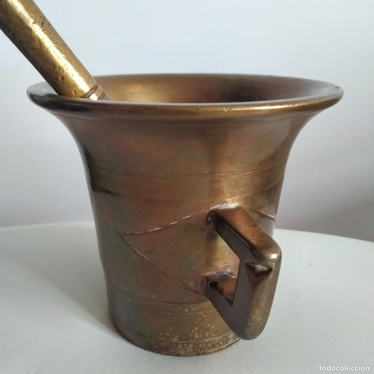 Antig&uuml;edades: ref. A3 Antiguo mortero ,almirez de bronce con su maja - Foto 3