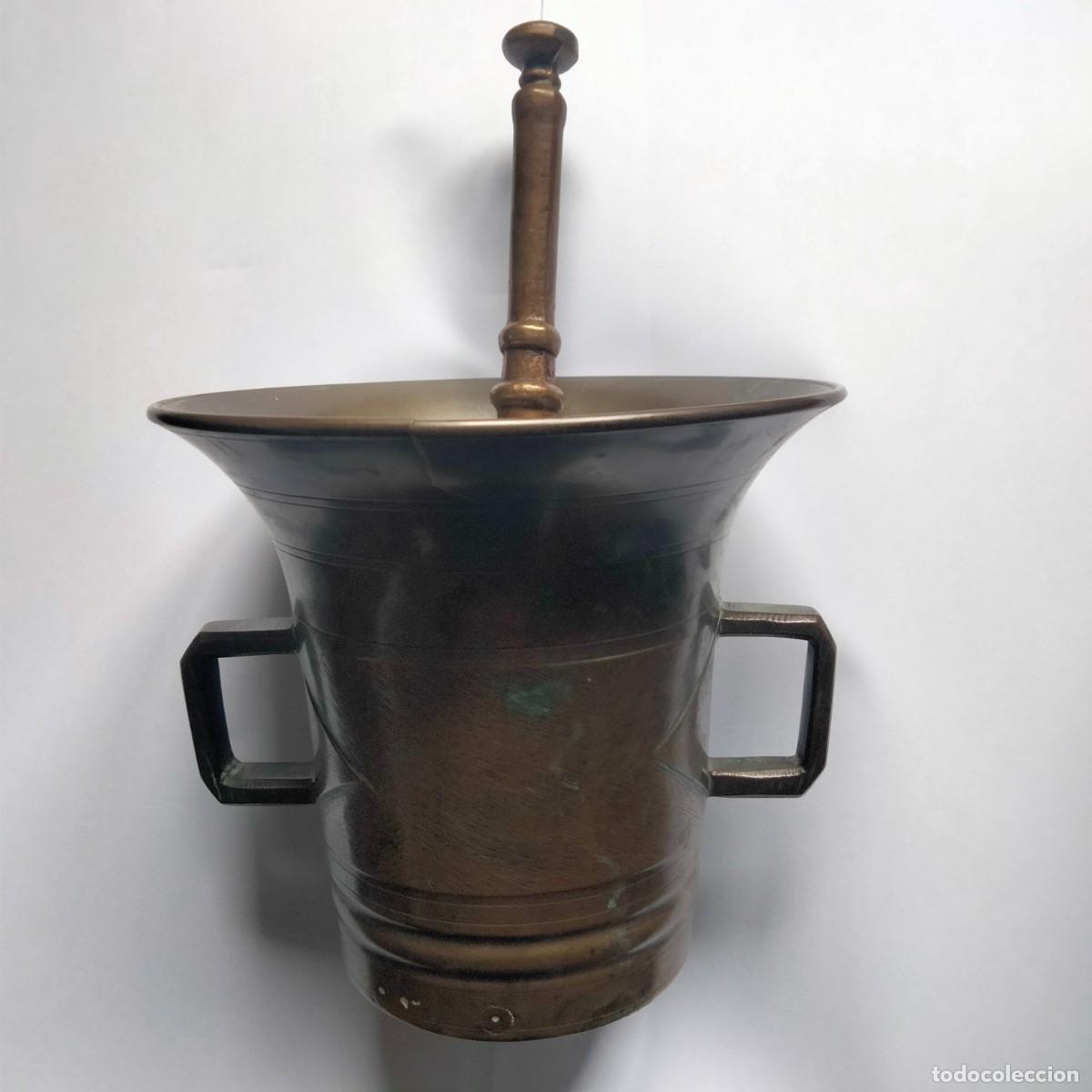 Antig&uuml;edades: ref. A1 Antiguo mortero ,almirez de bronce con su maja - Foto 2