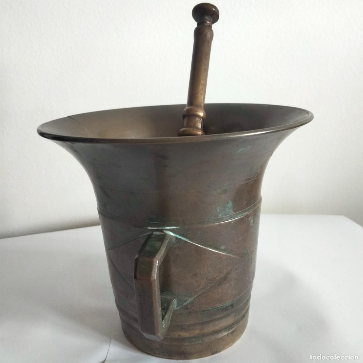 Antig&uuml;edades: ref. A1 Antiguo mortero ,almirez de bronce con su maja - Foto 3
