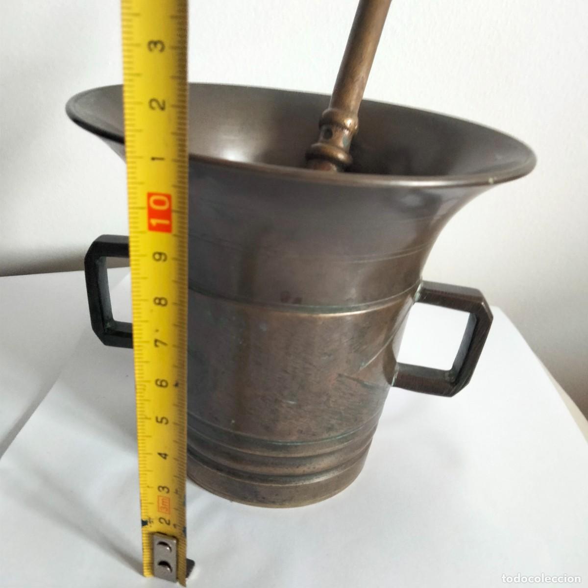 Antig&uuml;edades: ref. A1 Antiguo mortero ,almirez de bronce con su maja - Foto 13