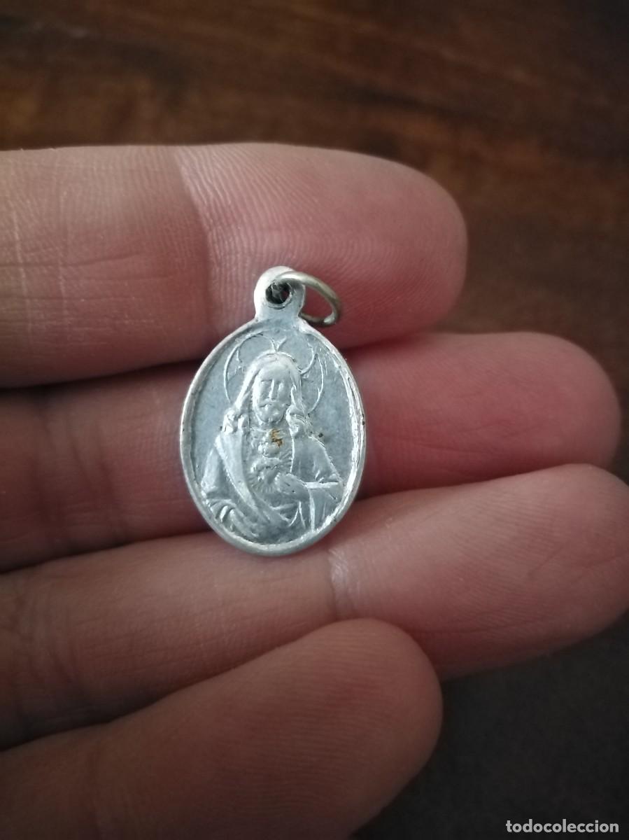 Antig&uuml;edades: 3 medallas distintas. - Foto 6