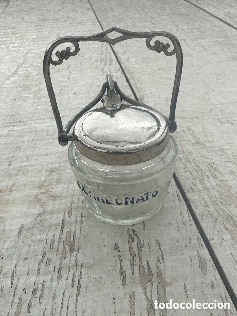 Antig&uuml;edades: Tarro de Cristal tallado con plata - Foto 1