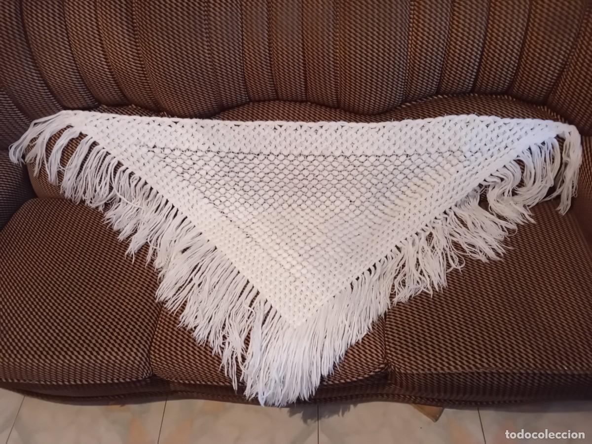Antig&uuml;edades: Mantilla de lana d&eacute;cada de los 50 - Foto 1